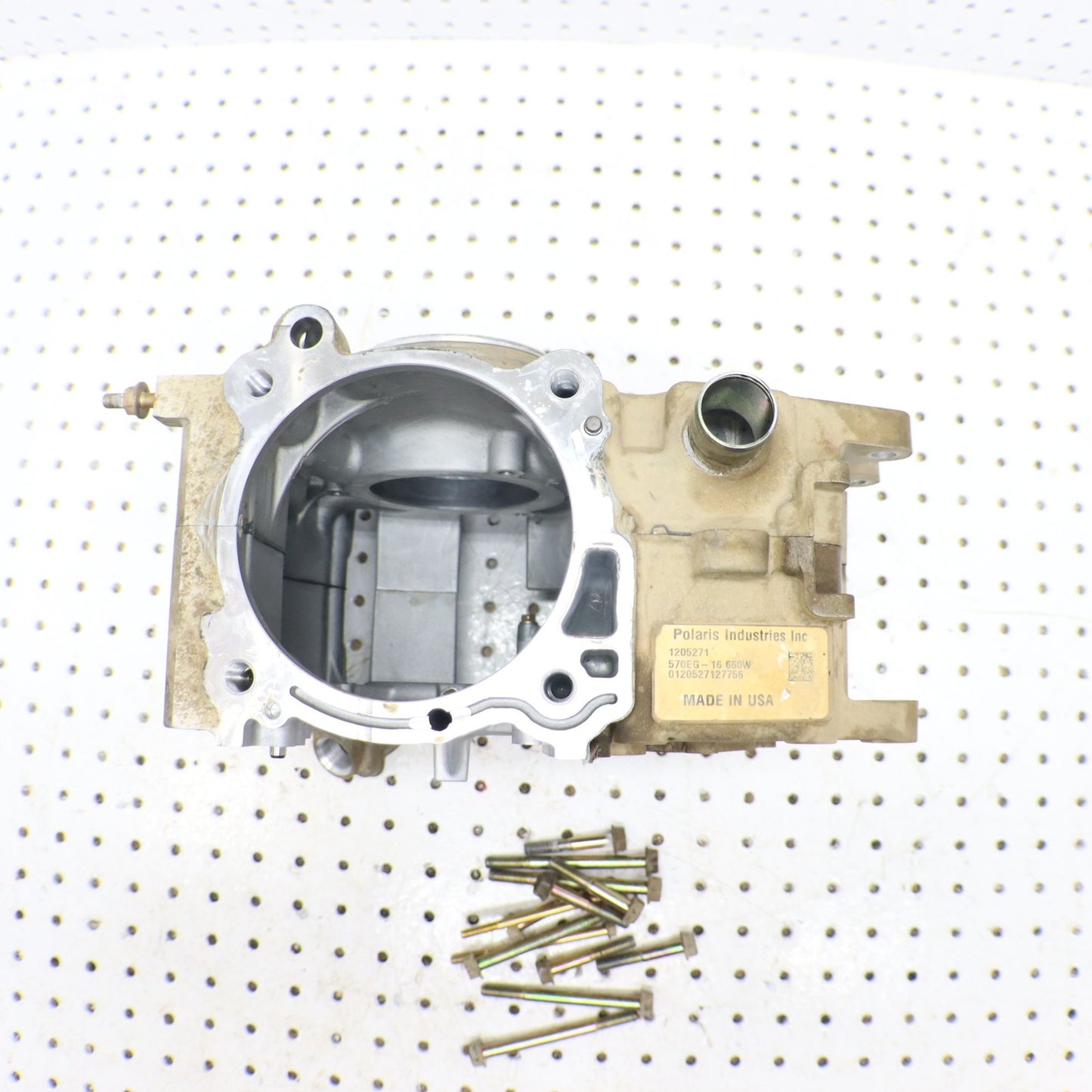 2016 Polaris Sportsman Sp 570 Crankcase Engine Case 2205169; 2206361