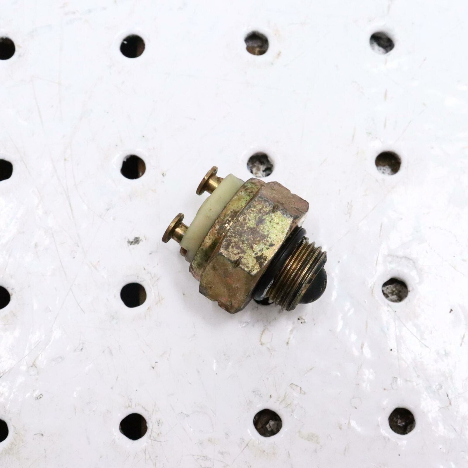 2006 POLARIS SWITCHBACK POSITION-SWITCH INDICATOR 4011005