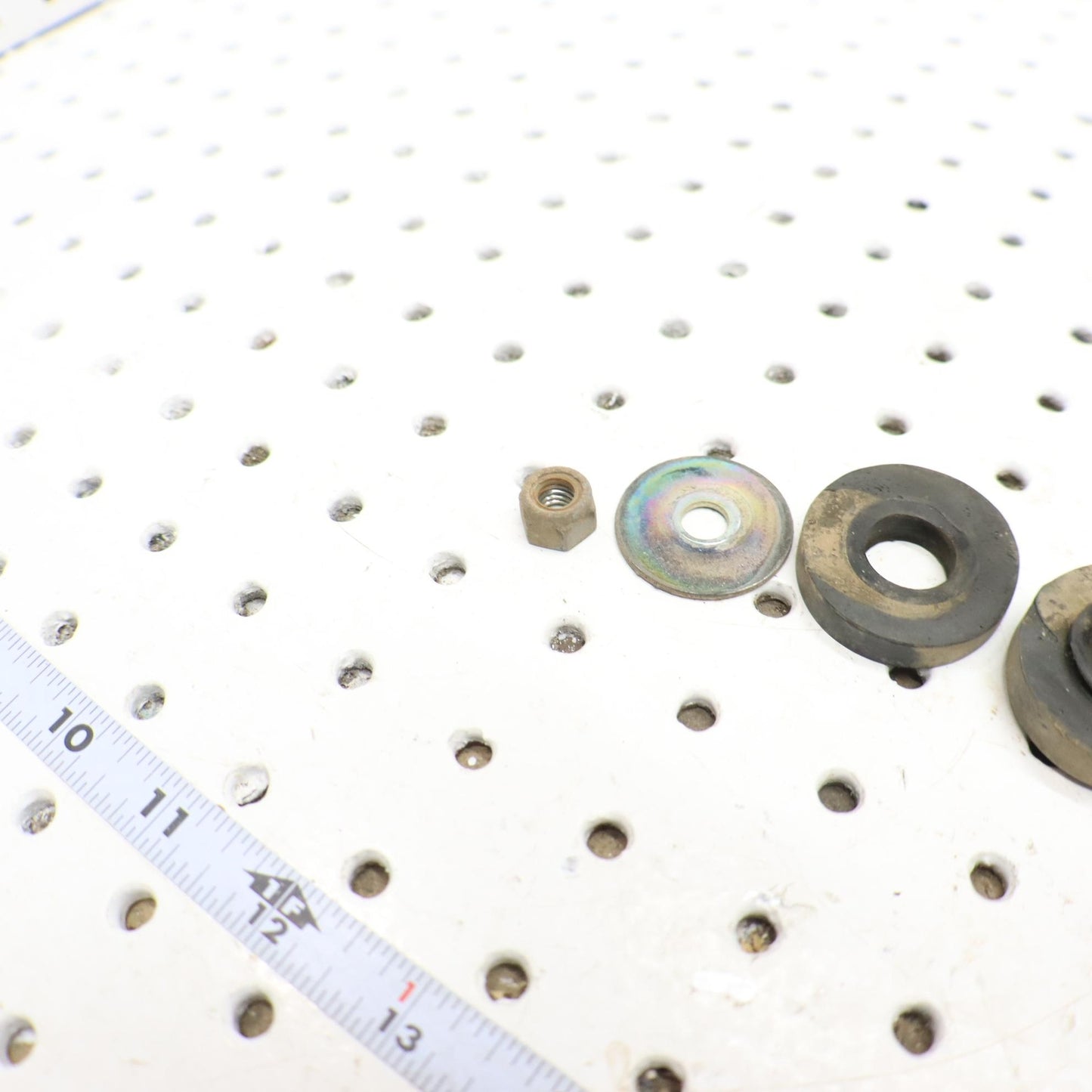 2016 POLARIS SPORTSMAN 570 EXHAUST MOUNT RUBBER DAMPER 5414946 5414945