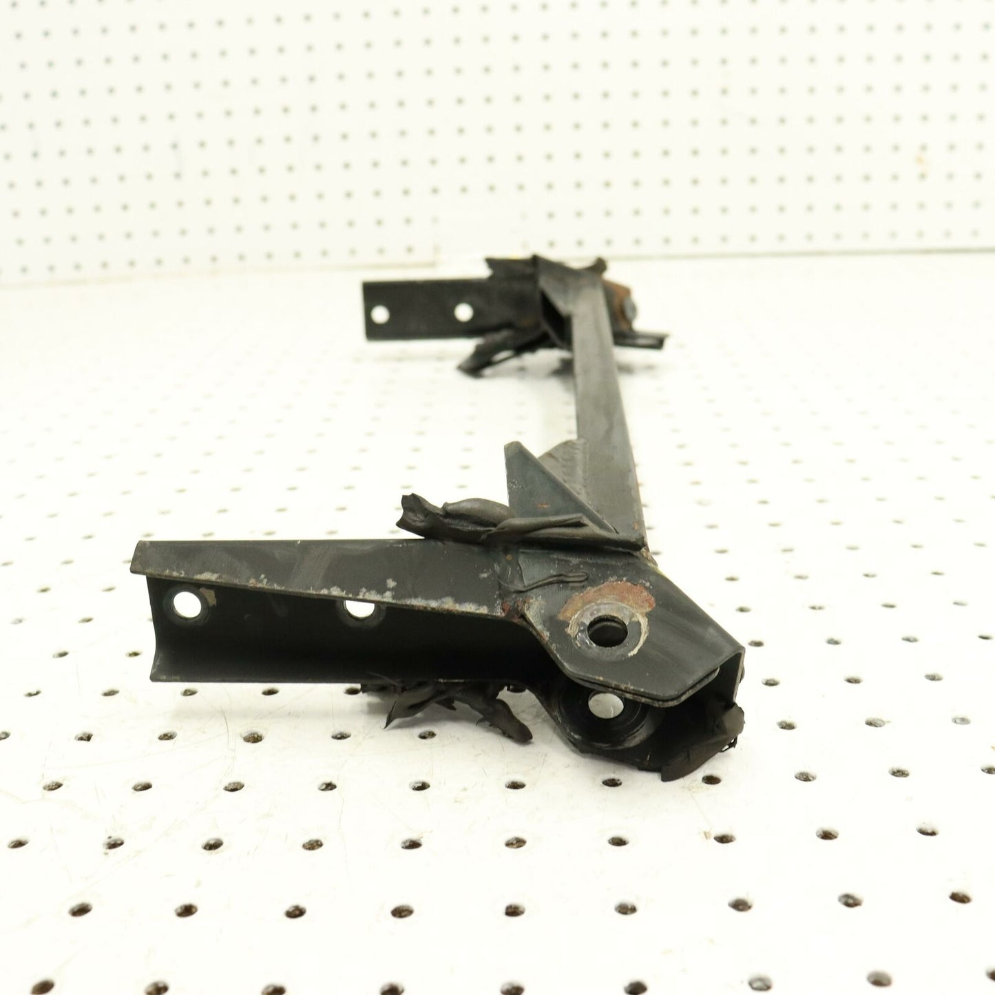 2006 POLARIS FUSION 600 WELD - CROSS MEMBER 1015368-067