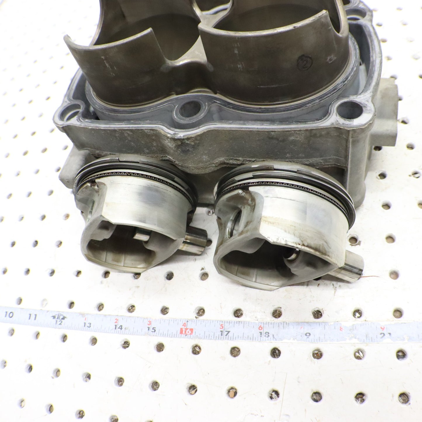 2008 Polaris Sportsman 800 Cylinder & PISTONS 2202696; 2203911