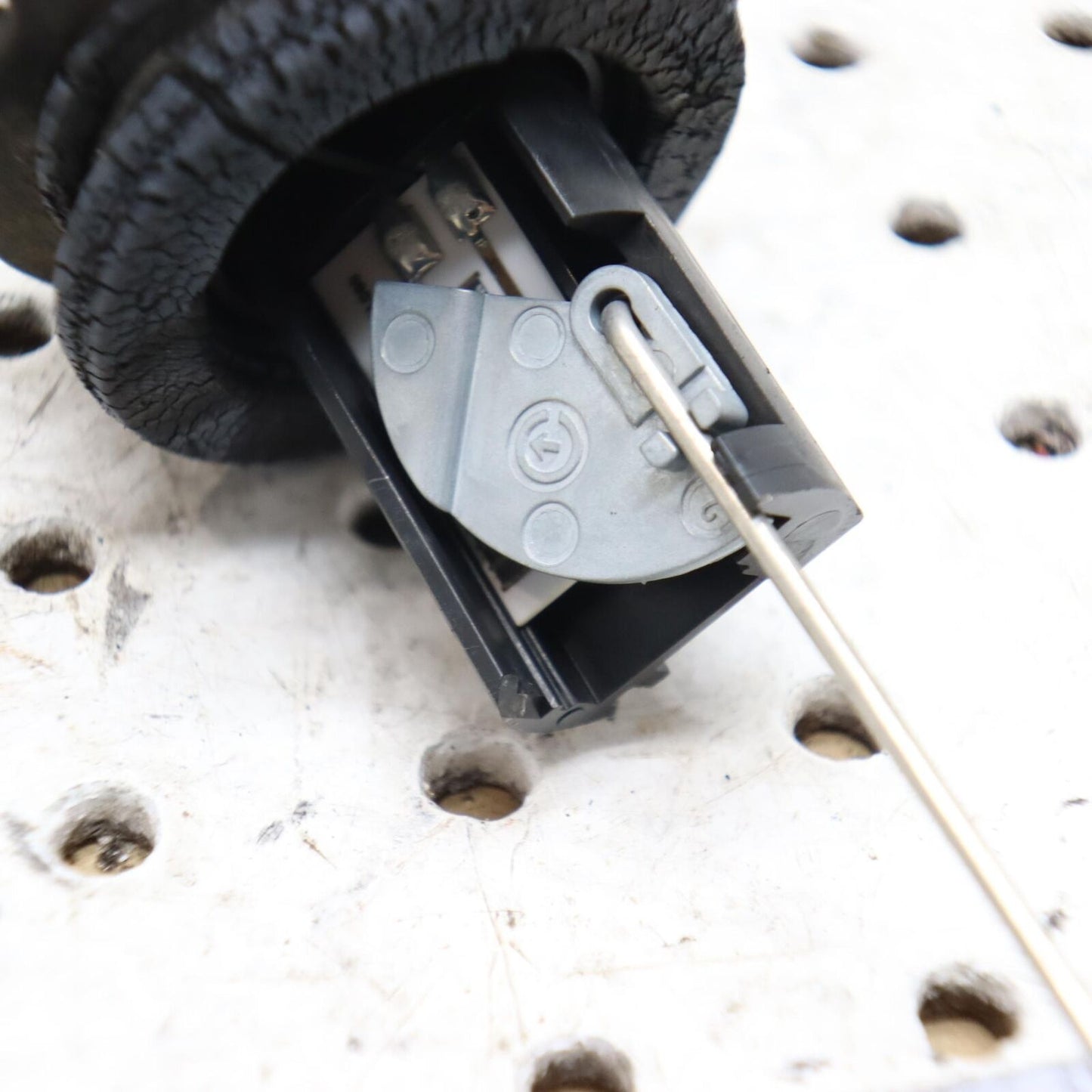 2011 SKI-DOO SUMMIT 800R FLOAT GAS FUEL LEVEL SENDING UNIT 513033624 513033958