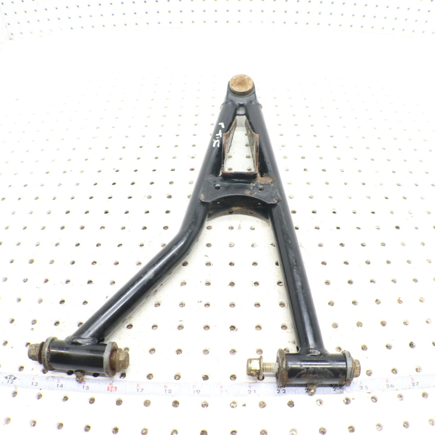 2009 Polaris Sportsman Xp 850 Front Upper Left Control Arm 1017260-067 1025617