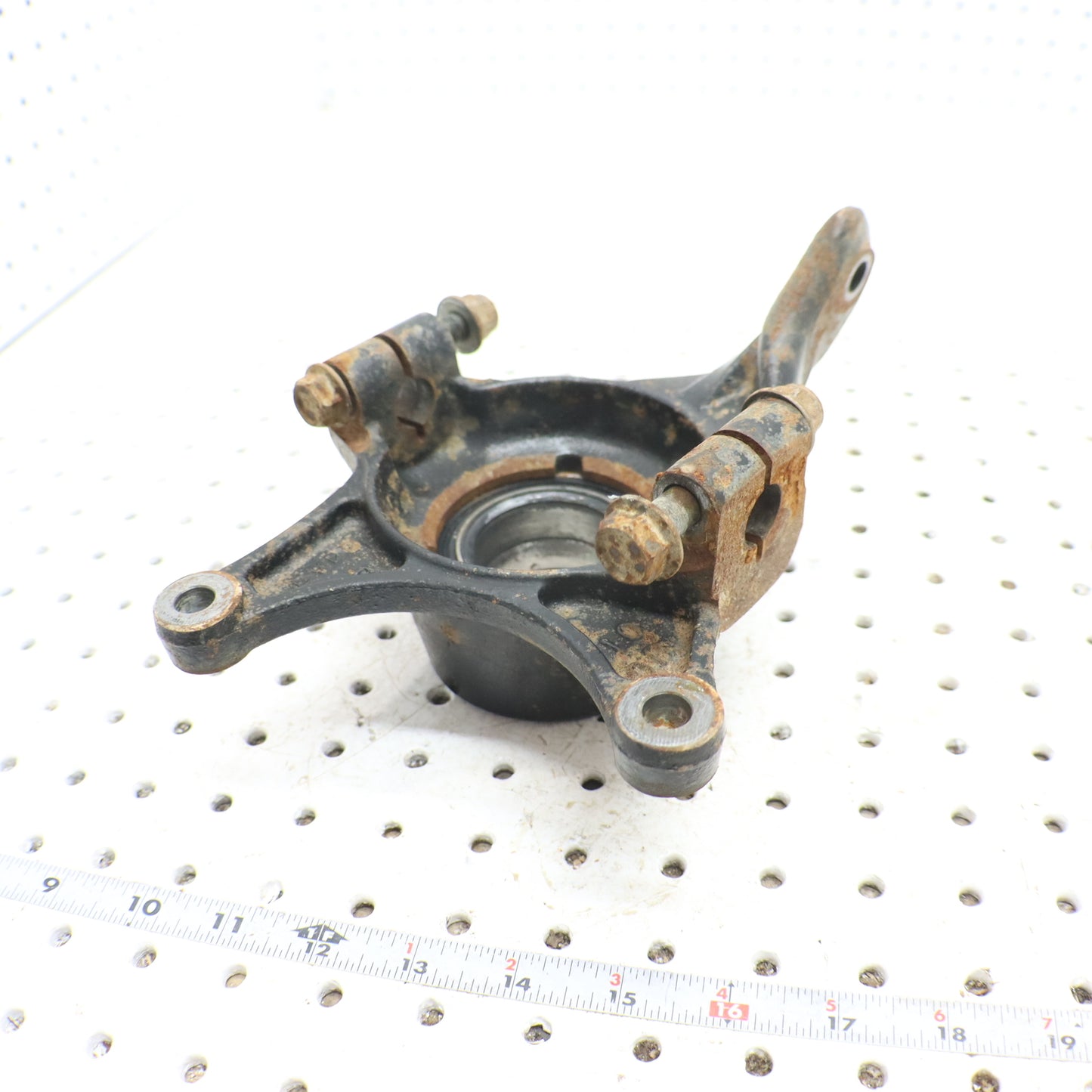 2013 Polaris Ranger Xp 900 Steering Knuckle FRONT LEFT 5138231; 5139976
