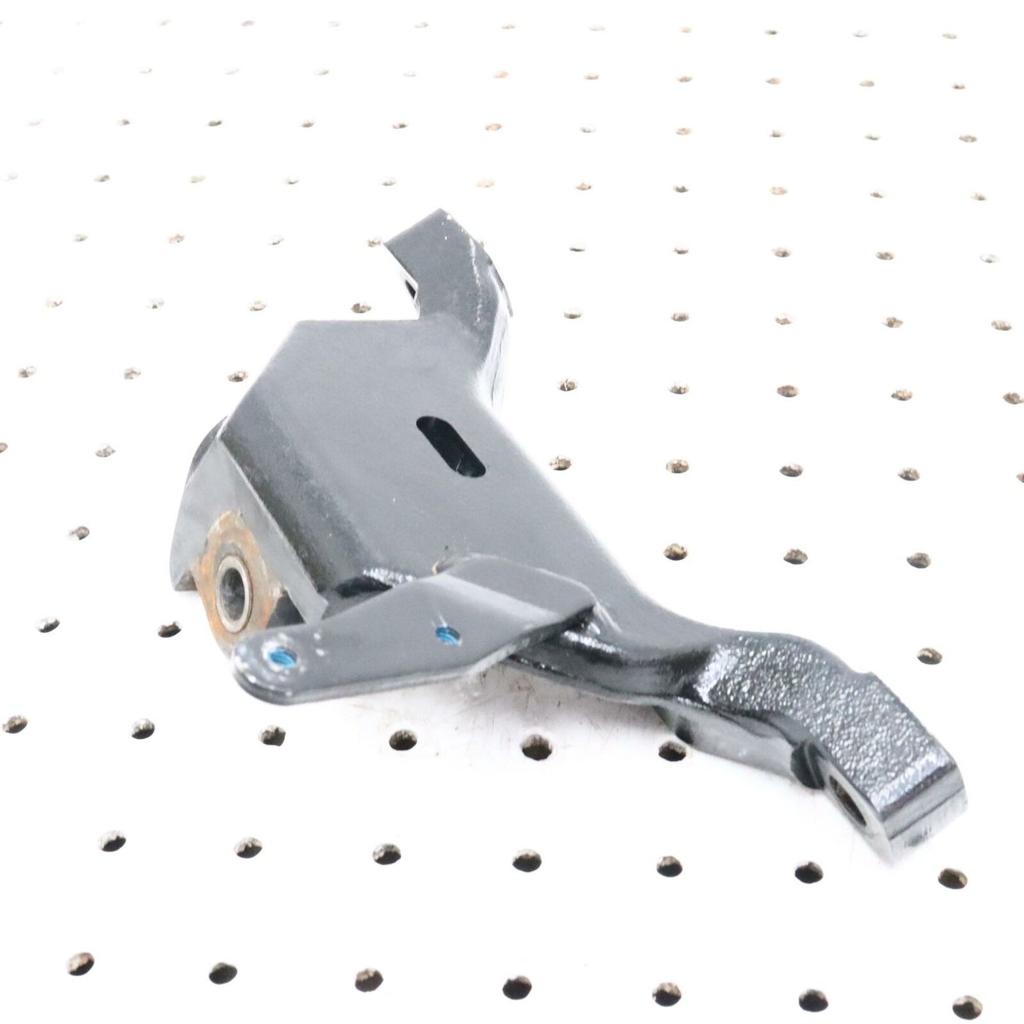 2003 YAMAHA V STAR 650 KICKSTAND MOUNT BRACKET 5BN-27321-00-00; 5BN-27321-01-00