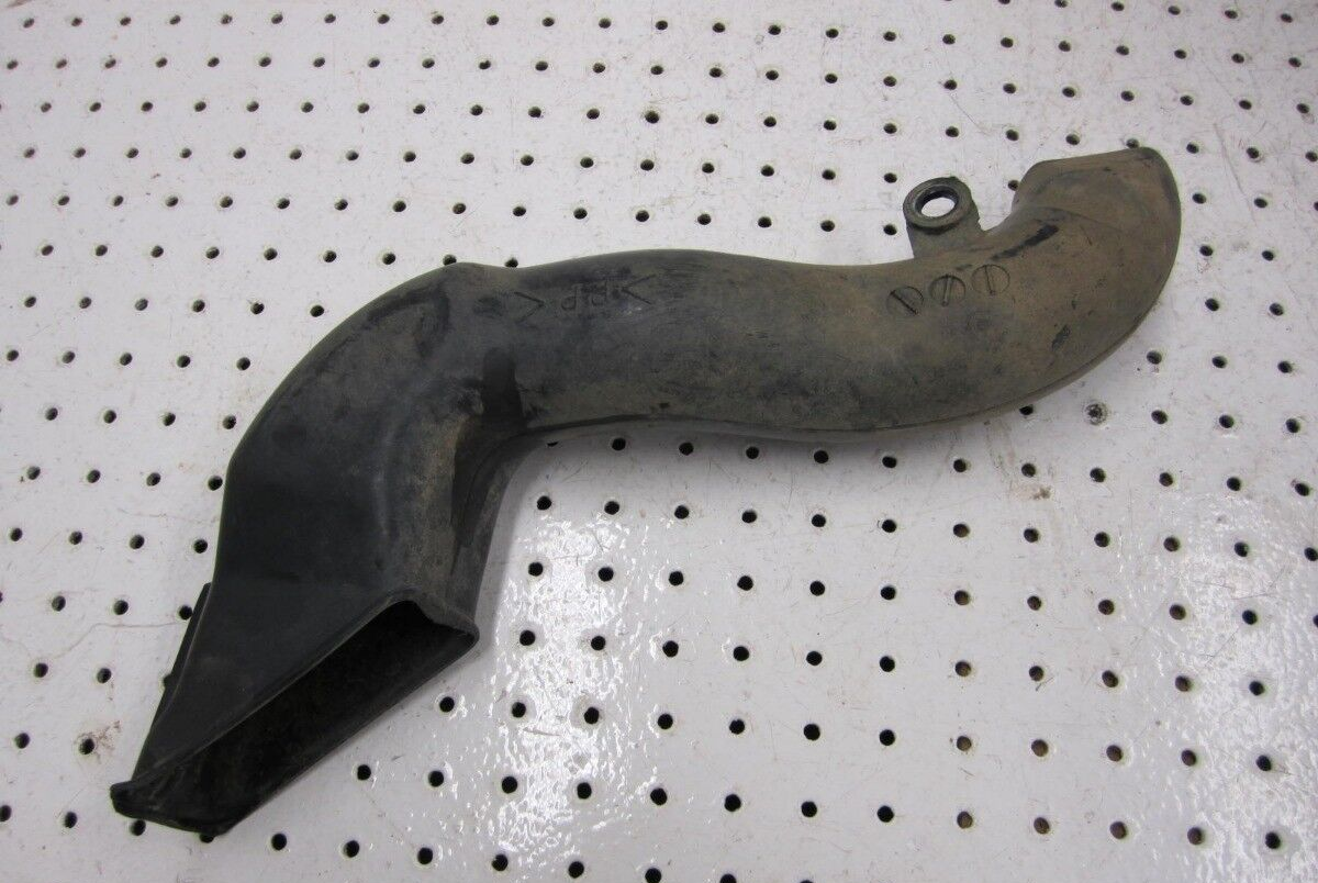 2002 2003 YAMAHA GRIZZLY 660 4X4 AIR DUCT PIPE 5KM-21557