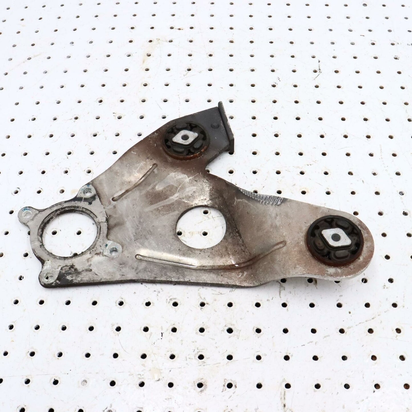2013 ARCTIC CAT F5 ENGINE MOTOR MOUNT BRACKET 0708-484