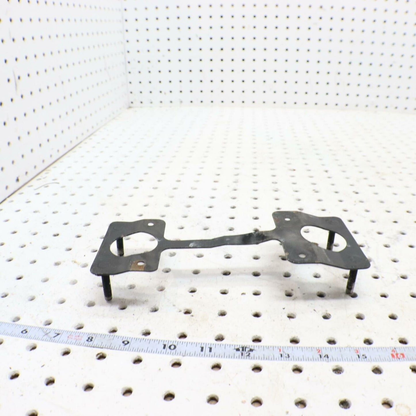 2006 POLARIS SWITCHBACK ECU CDI ECM COMPUTER BRACKET MOUNT 1014702-067