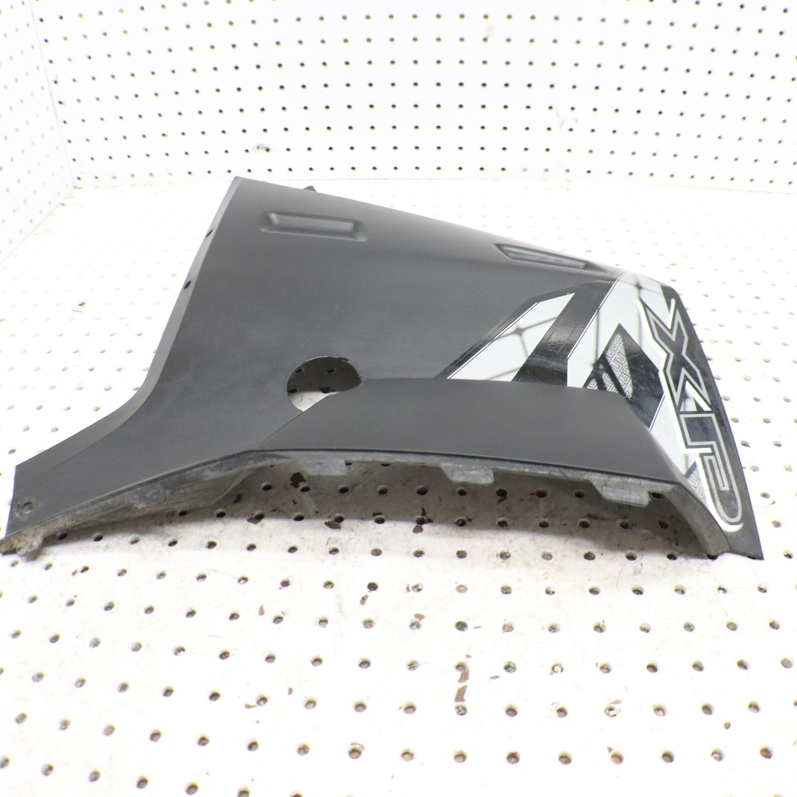 2009 POLARIS SPORTSMAN XP 850 SIDE PANE COVER RIGHT 5437743-464