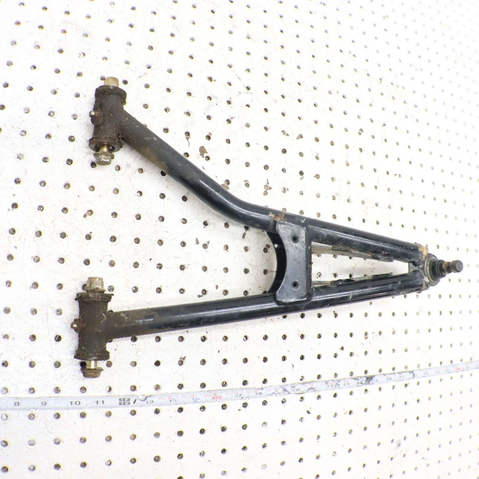 2009 POLARIS SPORTSMAN XP 850 FRONT UPPER RIGHT CONTROL ARM 1015126-067 1025618