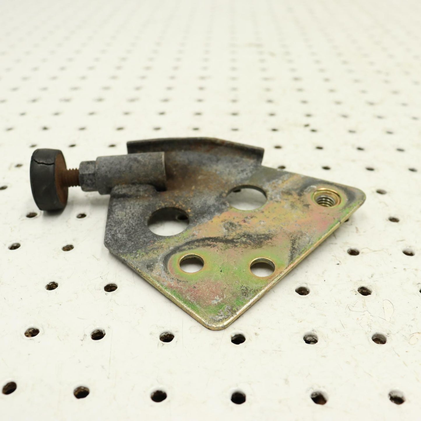 POLARIS ENGINE MOUNT TORQUE ARM 1013379 1013379