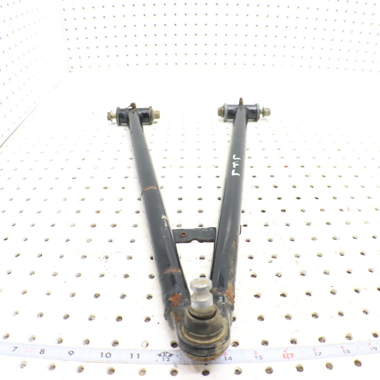 2009 Polaris Sportsman Xp 850 Front Lower Left Control A Arm 1017156-067 1019810