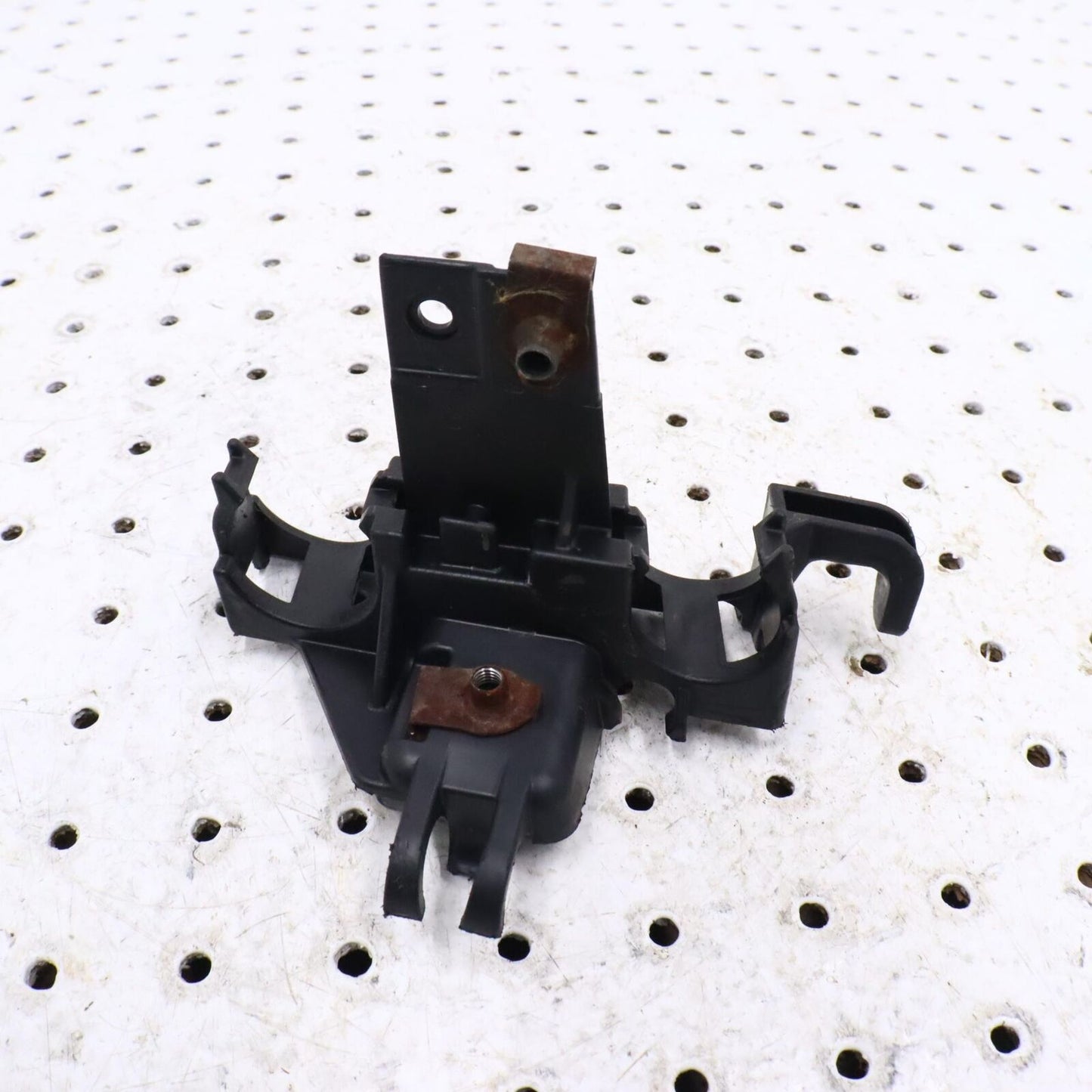 2010 SKI-DOO SUMMIT X 800R SOLENOID SUPPORT BRACKET 512060298