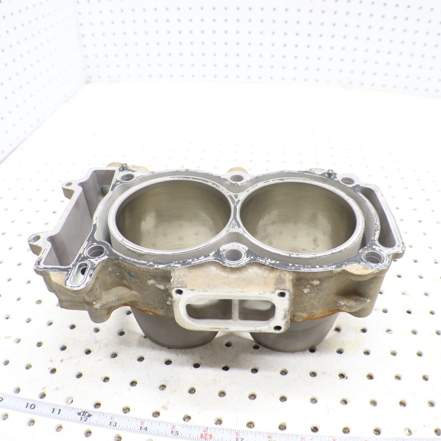 2013 Polaris Ranger Xp 900 Cylinder Jug 3022442 3022579 GOOD CONDITION