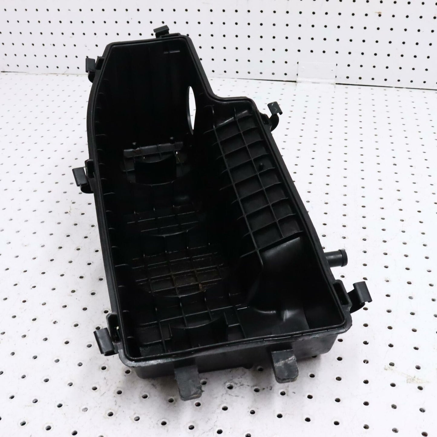 2006 POLARIS SWITCHBACK PLENUM-INTAKE,LOWER FST 5435592