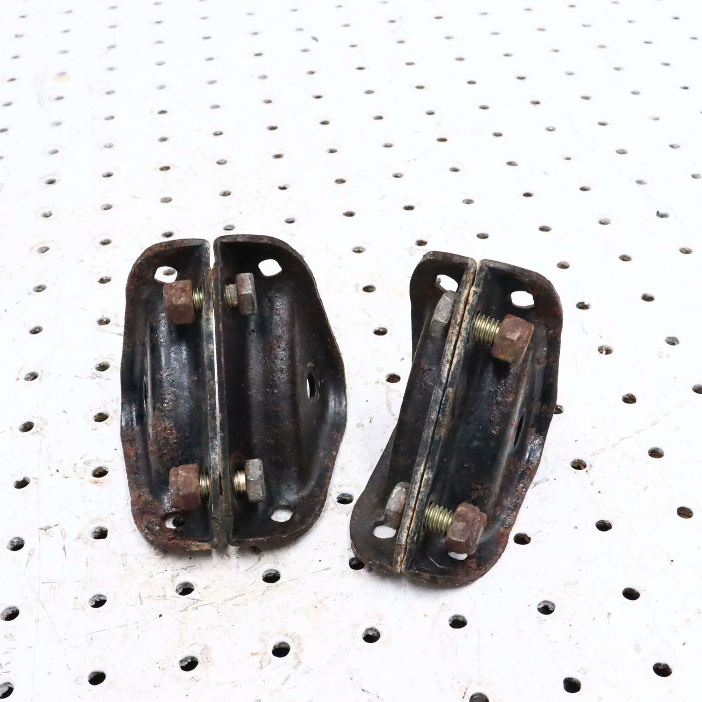 2003 ARCTIC CAT F7 FIRECAT 700 FRONT ARM MOUNT BRACKET 2604-159