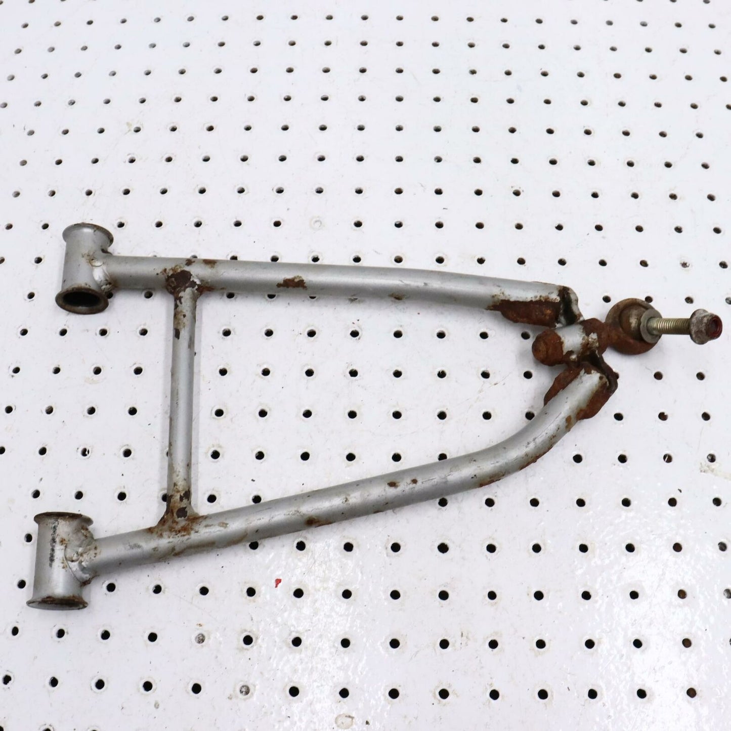 2006 POLARIS FUSION 700 FRONT UPPER RIGHT CONTROL A ARM 2203020-385