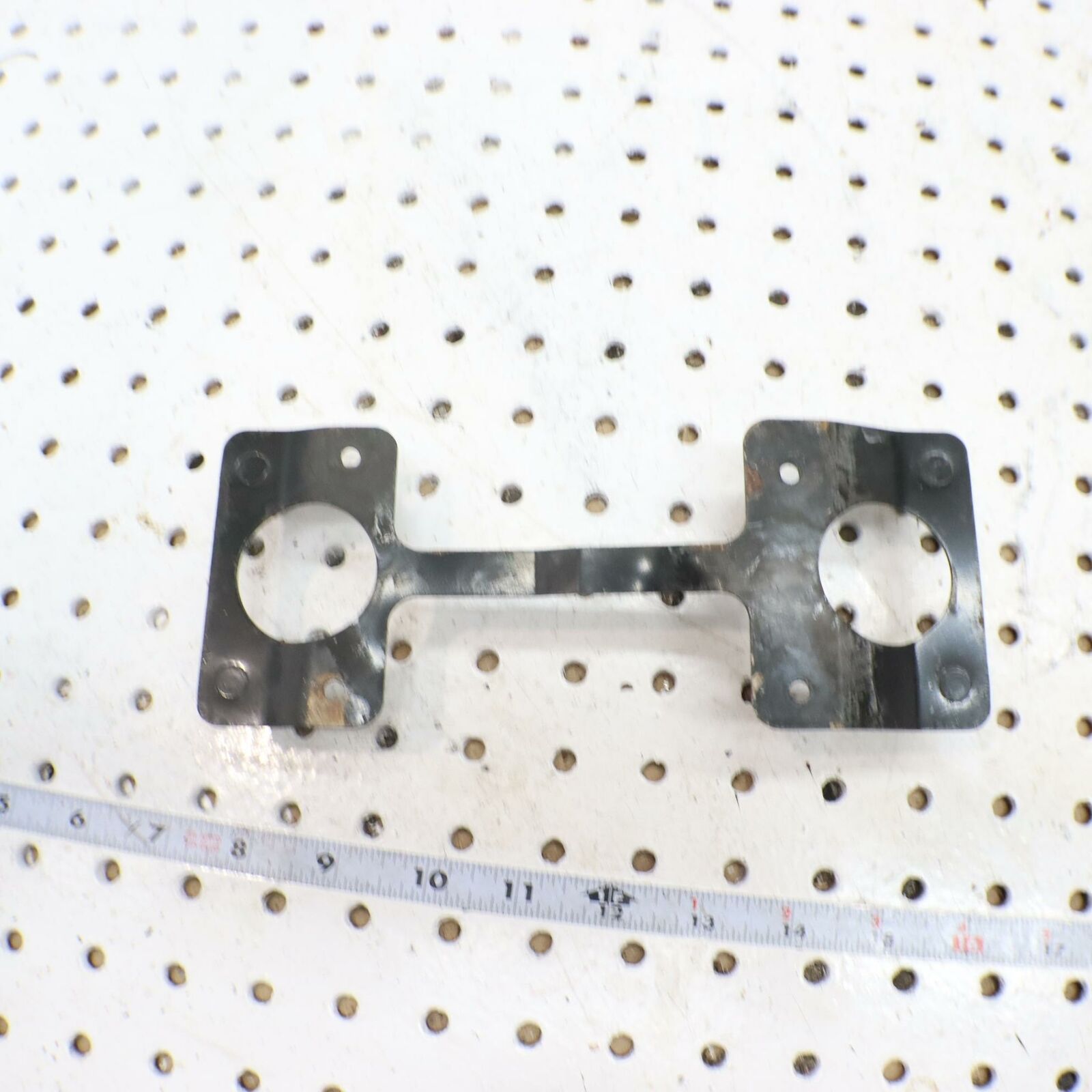 2006 POLARIS SWITCHBACK ECU CDI ECM COMPUTER BRACKET MOUNT 1014702-067