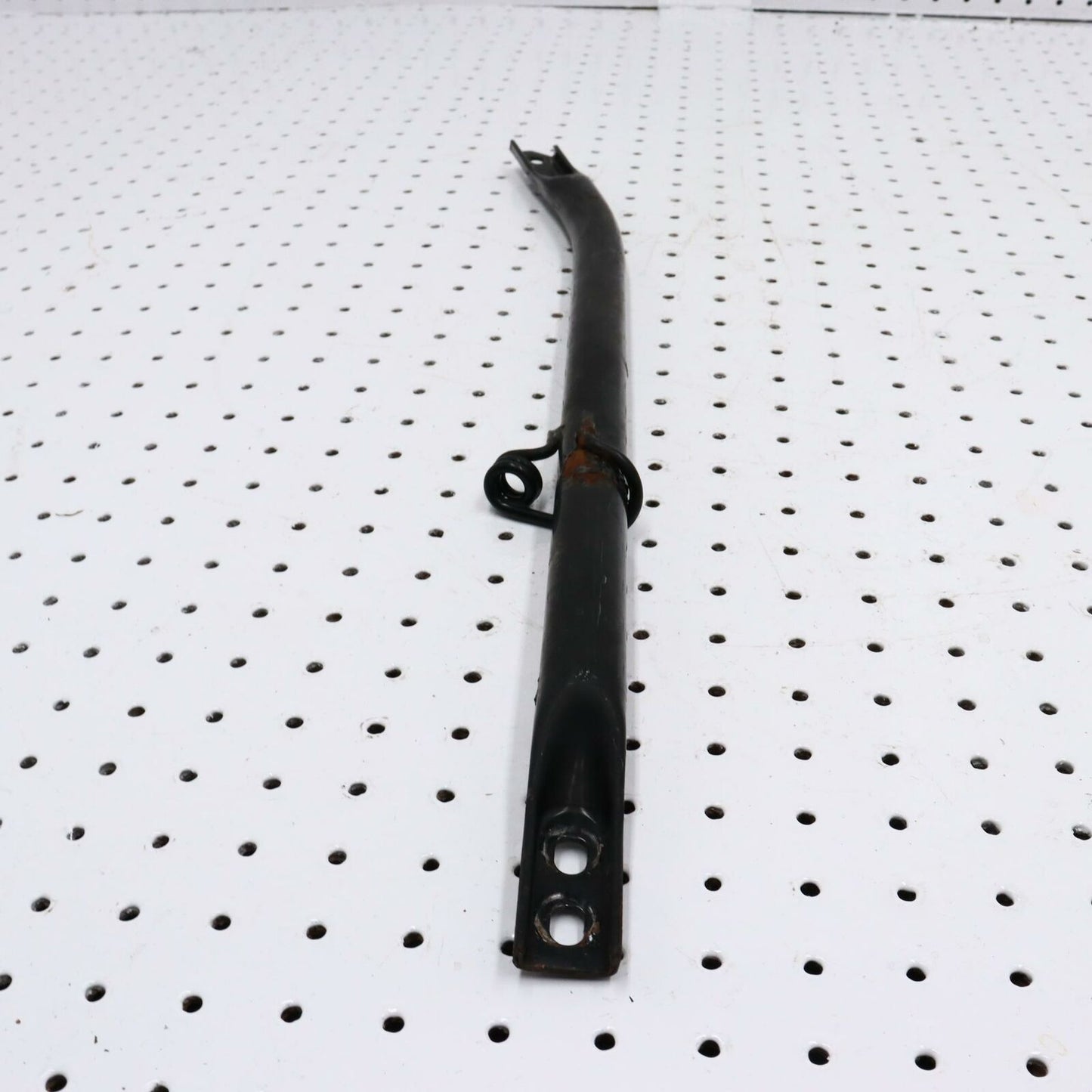 2007 POLARIS IQ 600 RH BULKHEAD FRAME SUPPORT BRACE BRACKET 1015381-067