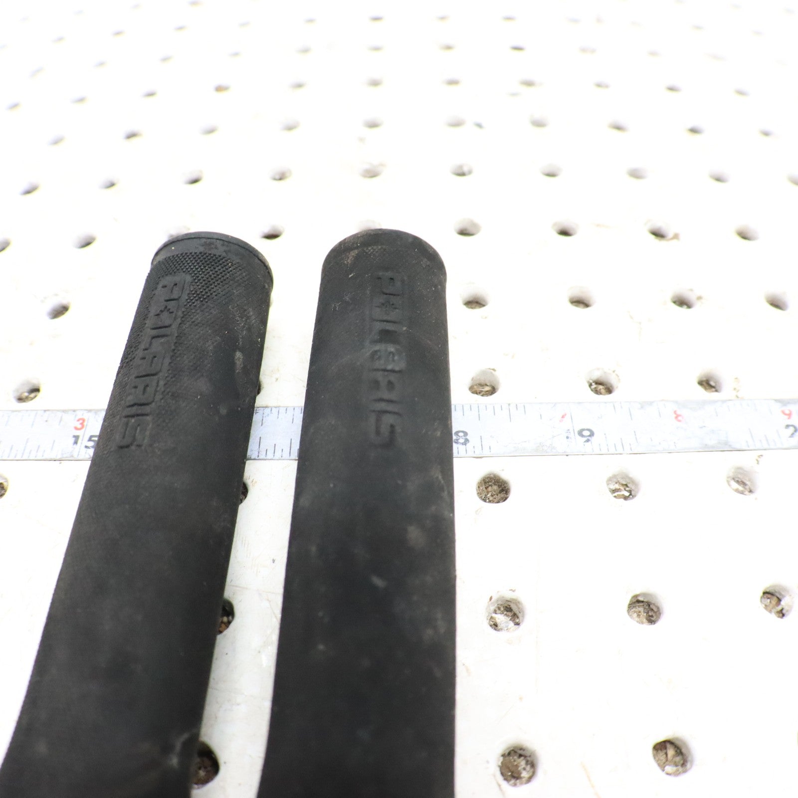 2008 Polaris Sportsman 800 Handlebar Grips 5412900-070; 5413578-070