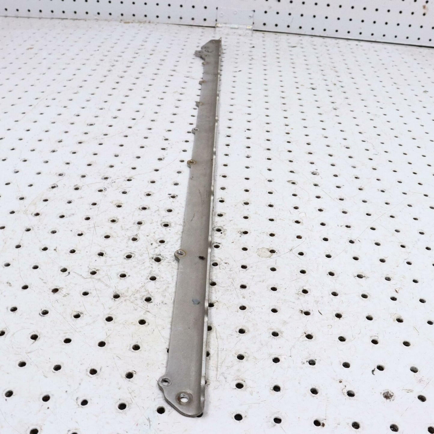 2009 ARCTIC CAT M8 TUNNEL SUPPORT BRACKET RIGHT 5606-402