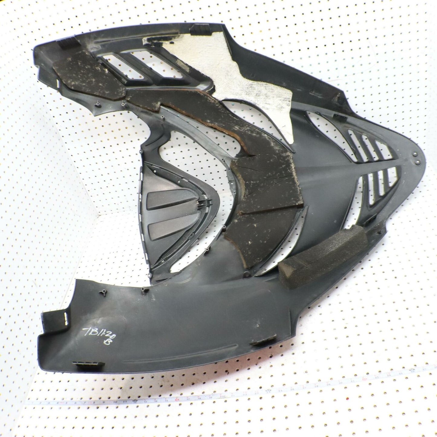 2006 POLARIS SWITCHBACK HOOD SHROUD FST