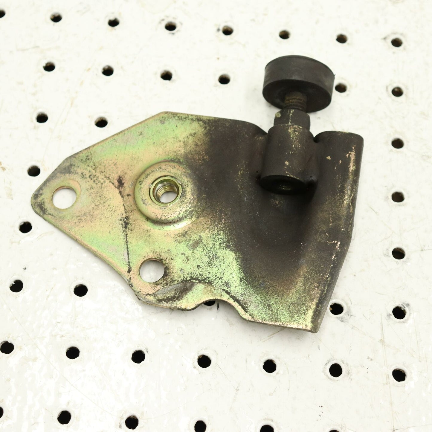 2007 POLARIS RMK 600 ENGINE MOUNT TORQUE ARM 1015749