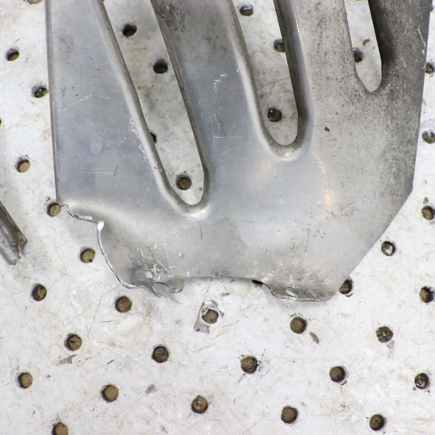 2013 POLARIS PRO RMK 800 FRAME TUBE STEERING SUPPORT LEFT 1018403 1020168