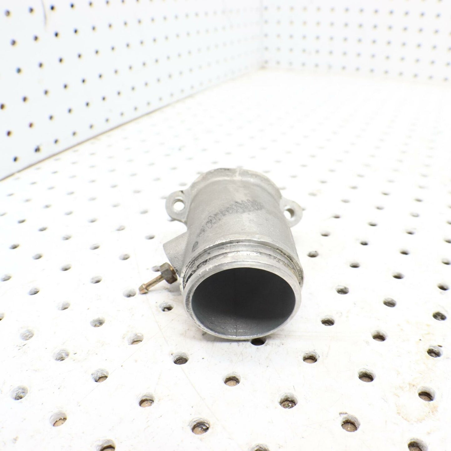 2006 POLARIS SWITCHBACK AIR INTAKE PIPE WITH HOLE 0452950 0452952