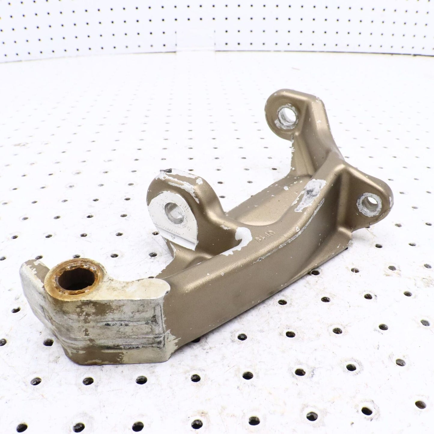 2010 SKI-DOO SUMMIT X 800R RIGHT FRONT STEERING ARM SPINDLE 505072722; 505073012