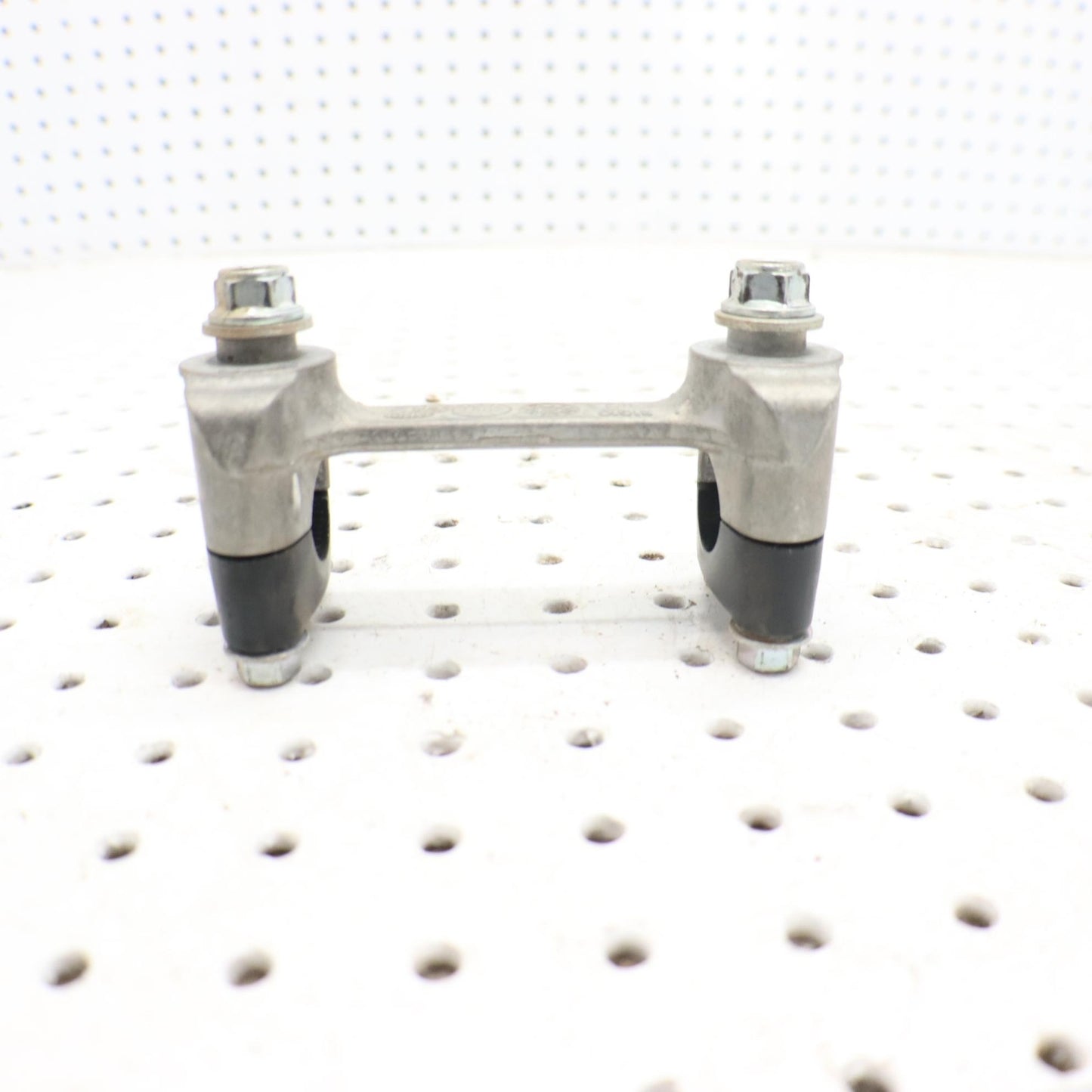 2016 SUZUKI KING QUAD 500 HANDLEBAR CLAMP 56211-09F00-291 56211-31G10