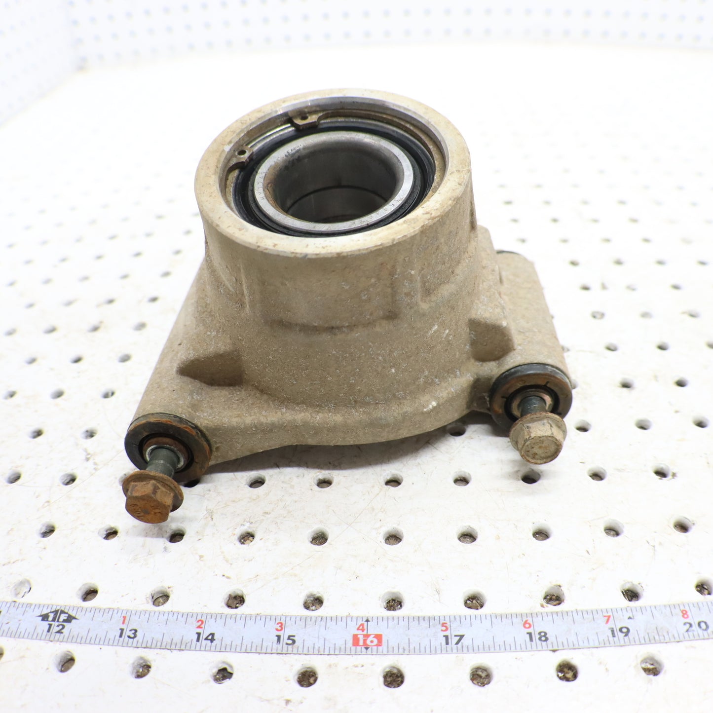 2013 Polaris Ranger Xp 900 Wheel Bearing Carrier RIGHT REAR 5137677; 5138502