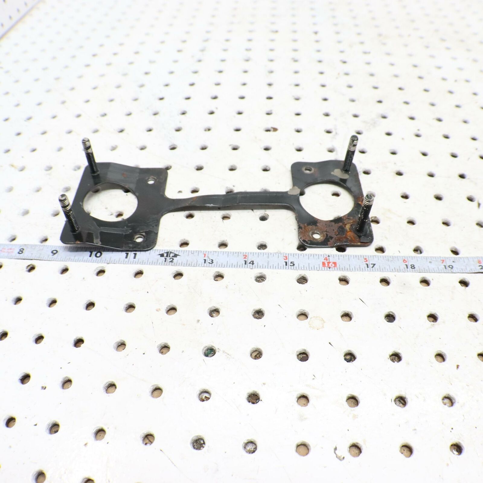 2006 POLARIS SWITCHBACK ECU CDI ECM COMPUTER BRACKET MOUNT 1014702-067