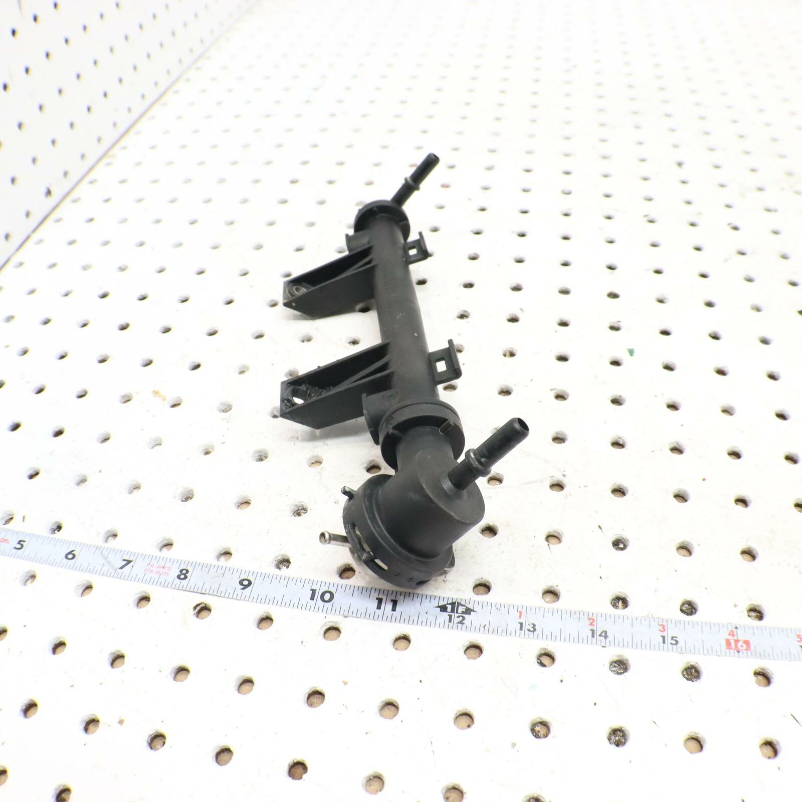 2006 POLARIS SWITCHBACK FUEL INJECTOR RAIL PRESSURE REGULATOR 0452969