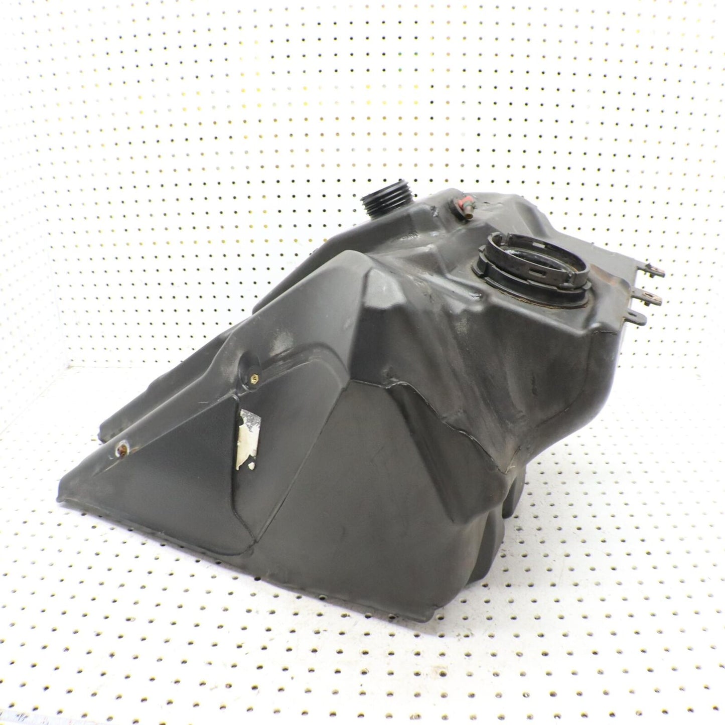 2009 ARCTIC CAT F5 GAS TANK FUEL RESERVOIR 2670-037; 1770-227