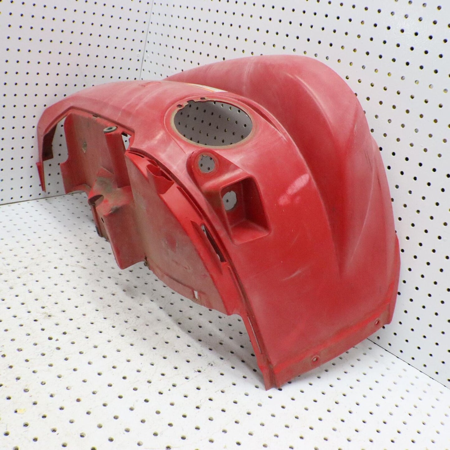 2013 YAMAHA GRIZZLY 700 FRONT FENDER RIGHT 1HP-F1556 RED