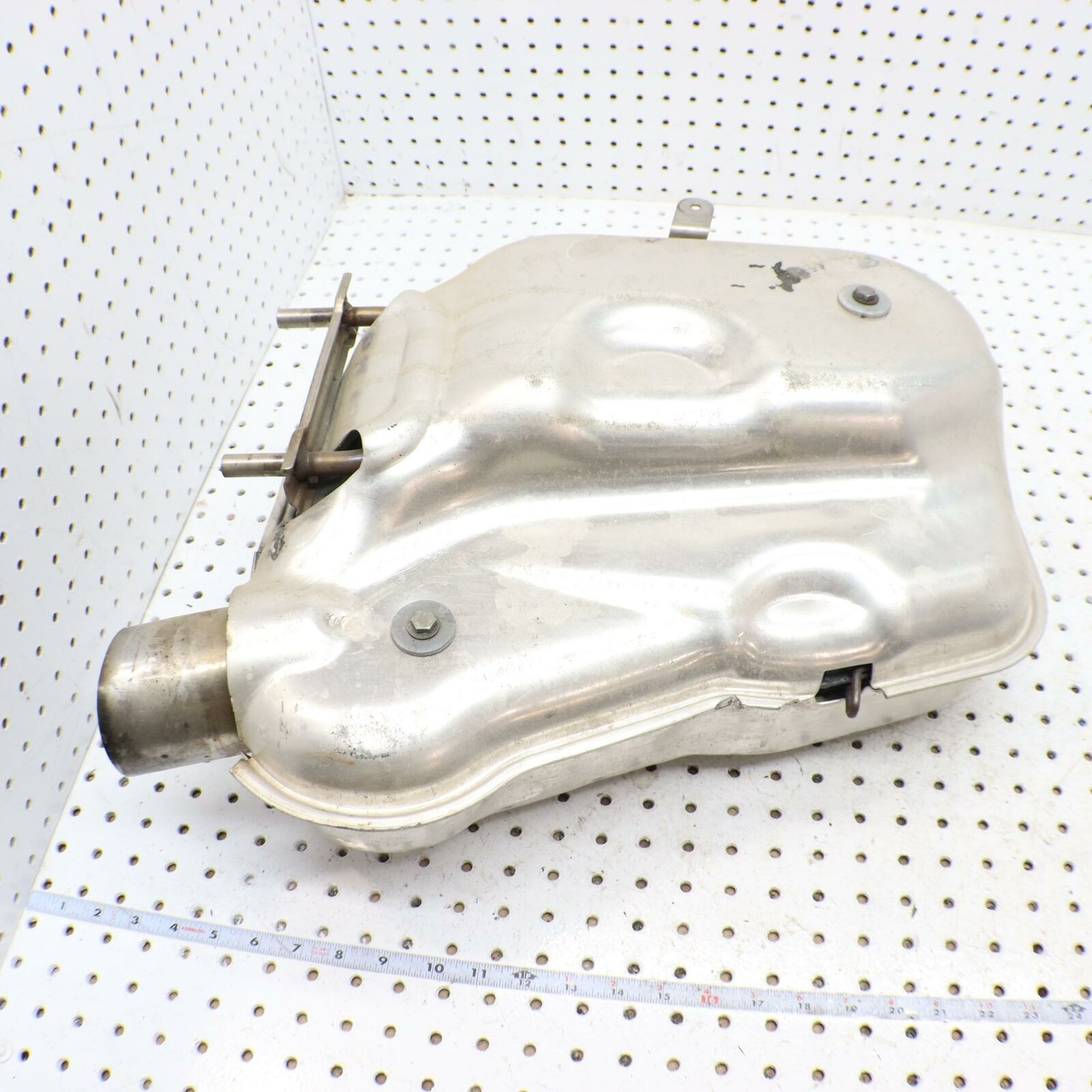 2006 POLARIS SWITCHBACK EXHAUST SILENCER MUFFLER PIPE  1261608