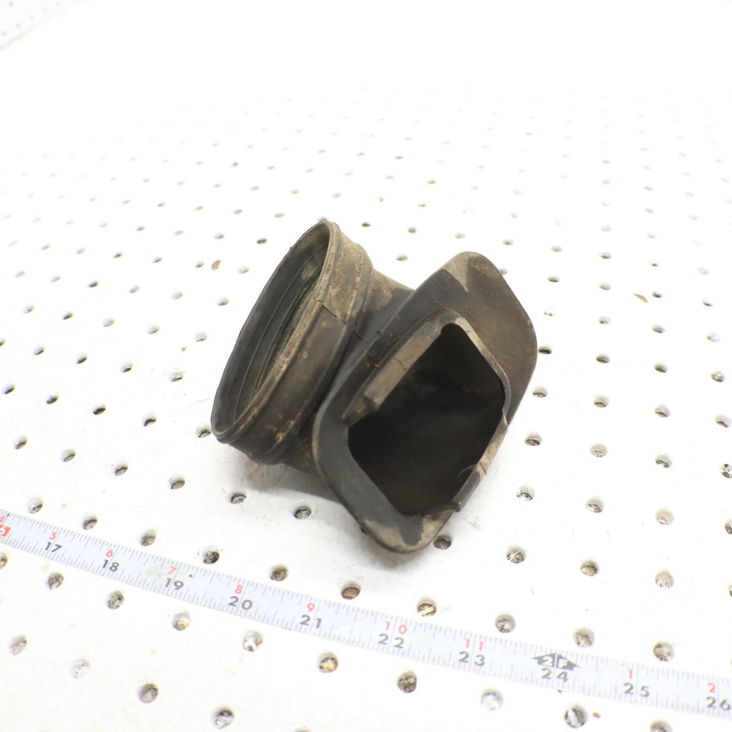 2017 CAN-AM OUTLANDER 570 CLUTCH OUTLET DUCT 706600024