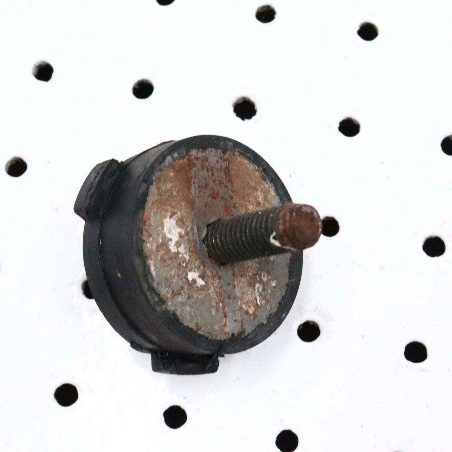 2007 POLARIS IQ 600 ENGINE MOTOR MOUNT ISOLATOR RUBBER 3021717 3023428