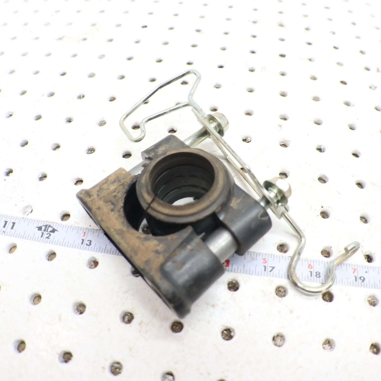 2016 SUZUKI KING QUAD 500 STEERING POST BUSHING 51673-31G00; 51670-31G00