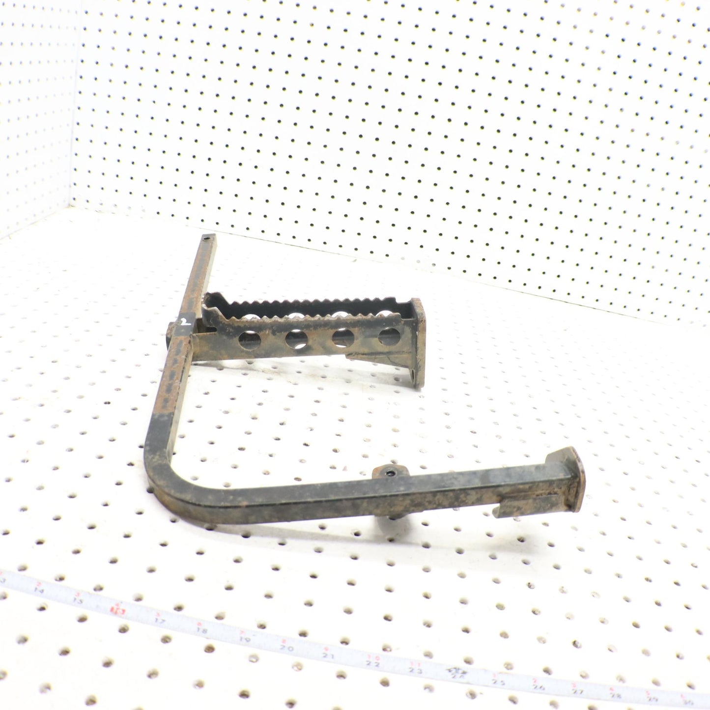 2016 SUZUKI KING QUAD 500 LEFT STEP STAND FOOTREST 43520-11HA0; 43520-11HB0