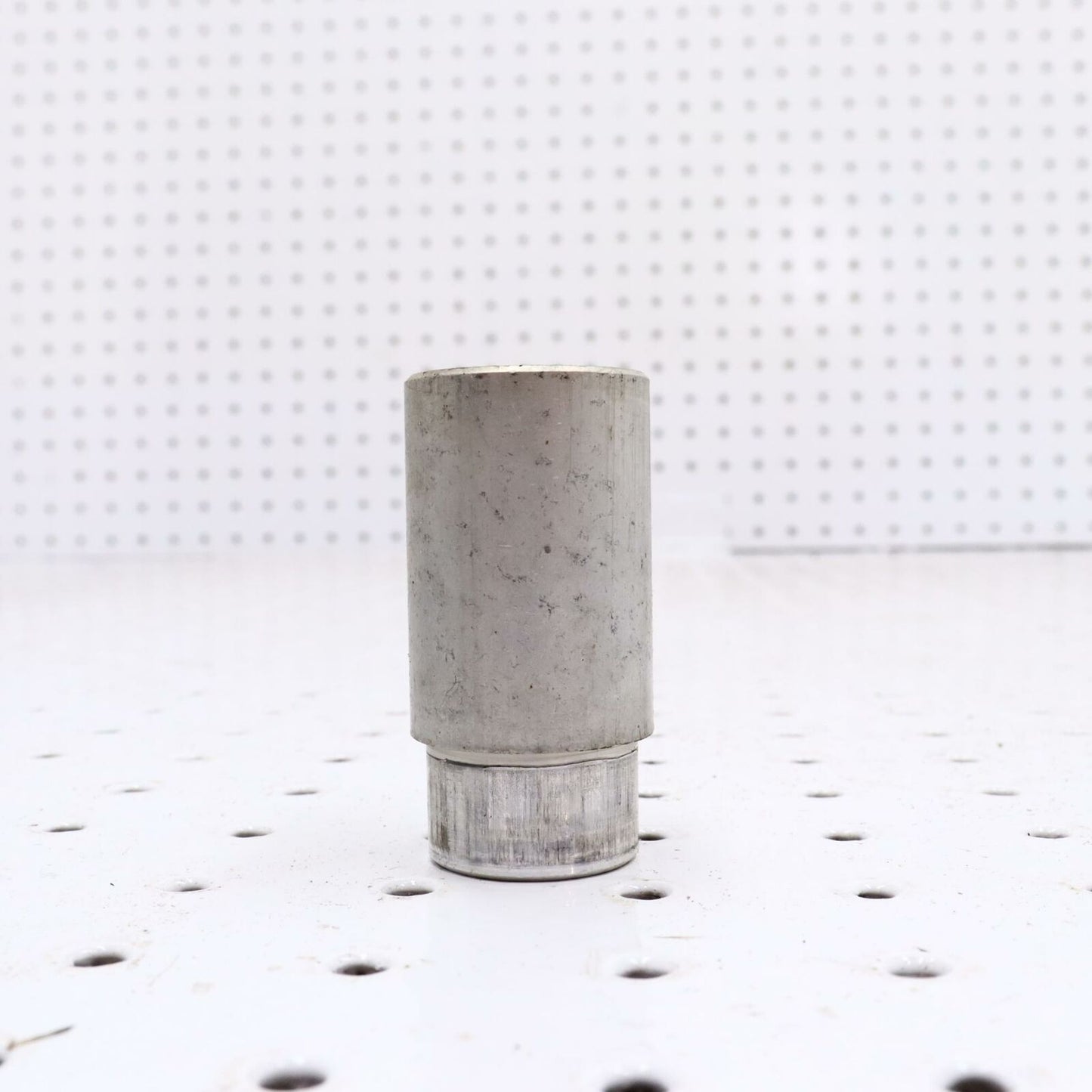 2007 POLARIS IQ 600 TRACK IDLER WHEEL MOUNT BRACKET 1542211