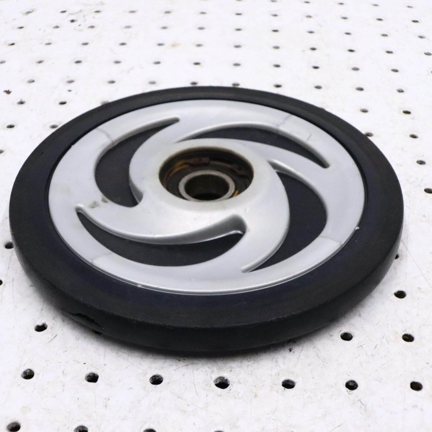 2008 POLARIS SWITCHBACK TURBO TRACK WHEEL IDLER GUIDE 1590388-244 7.25" O.D.