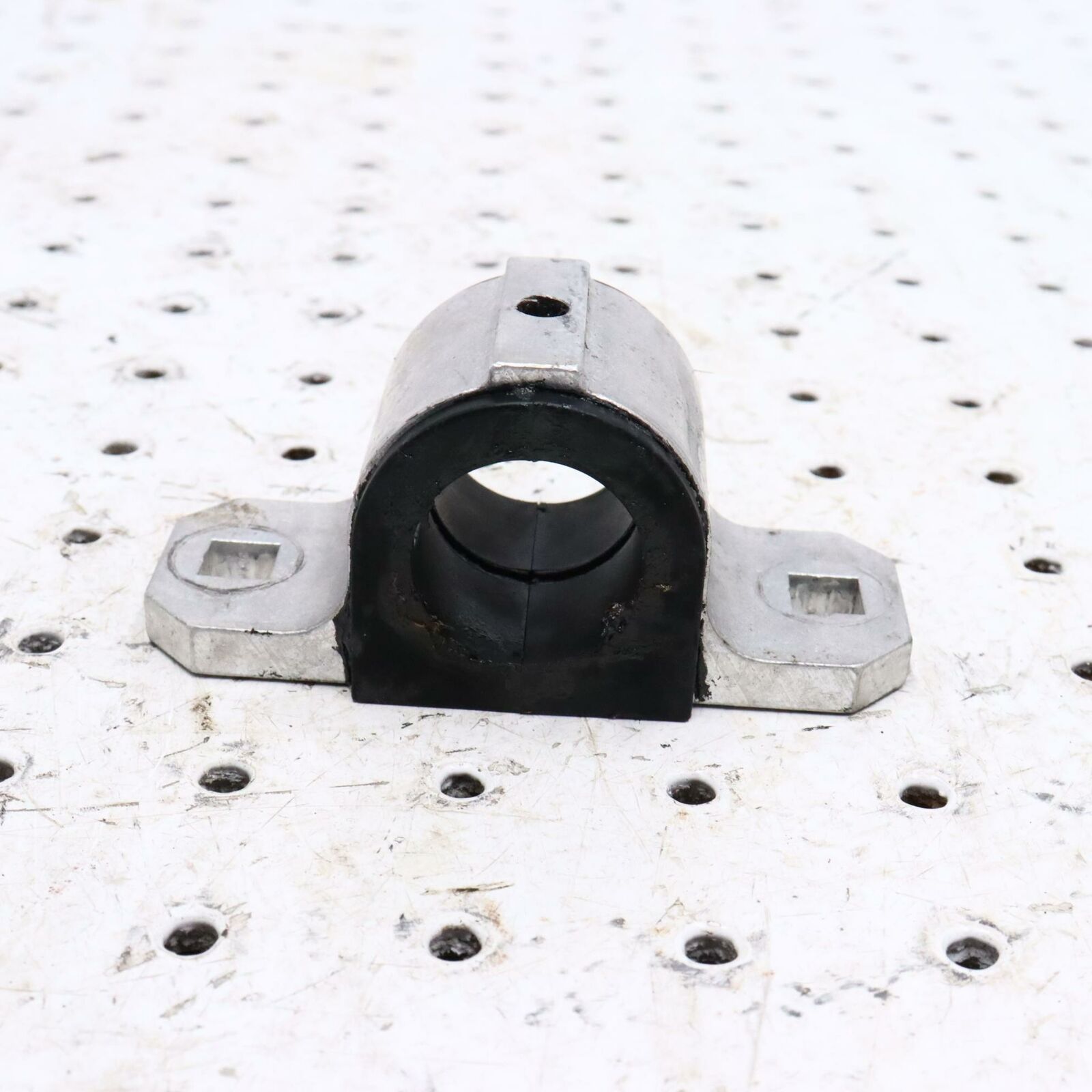 2007 POLARIS SWITCHBACK 600 STEERING POST BRACKET BUSHING MOUNT 5133648 5432785