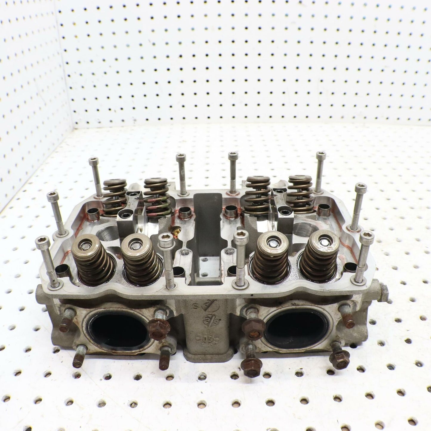 2006 POLARIS SWITCHBACK ENGINE MOTOR CYLINDER HEAD 0452932