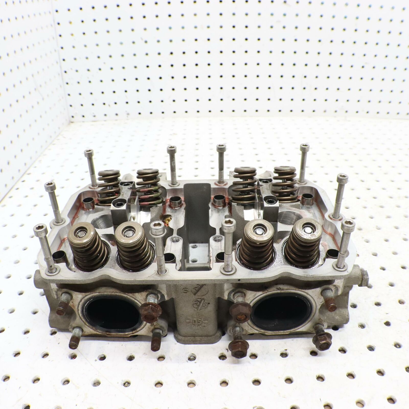 2006 POLARIS SWITCHBACK ENGINE MOTOR CYLINDER HEAD 0452932