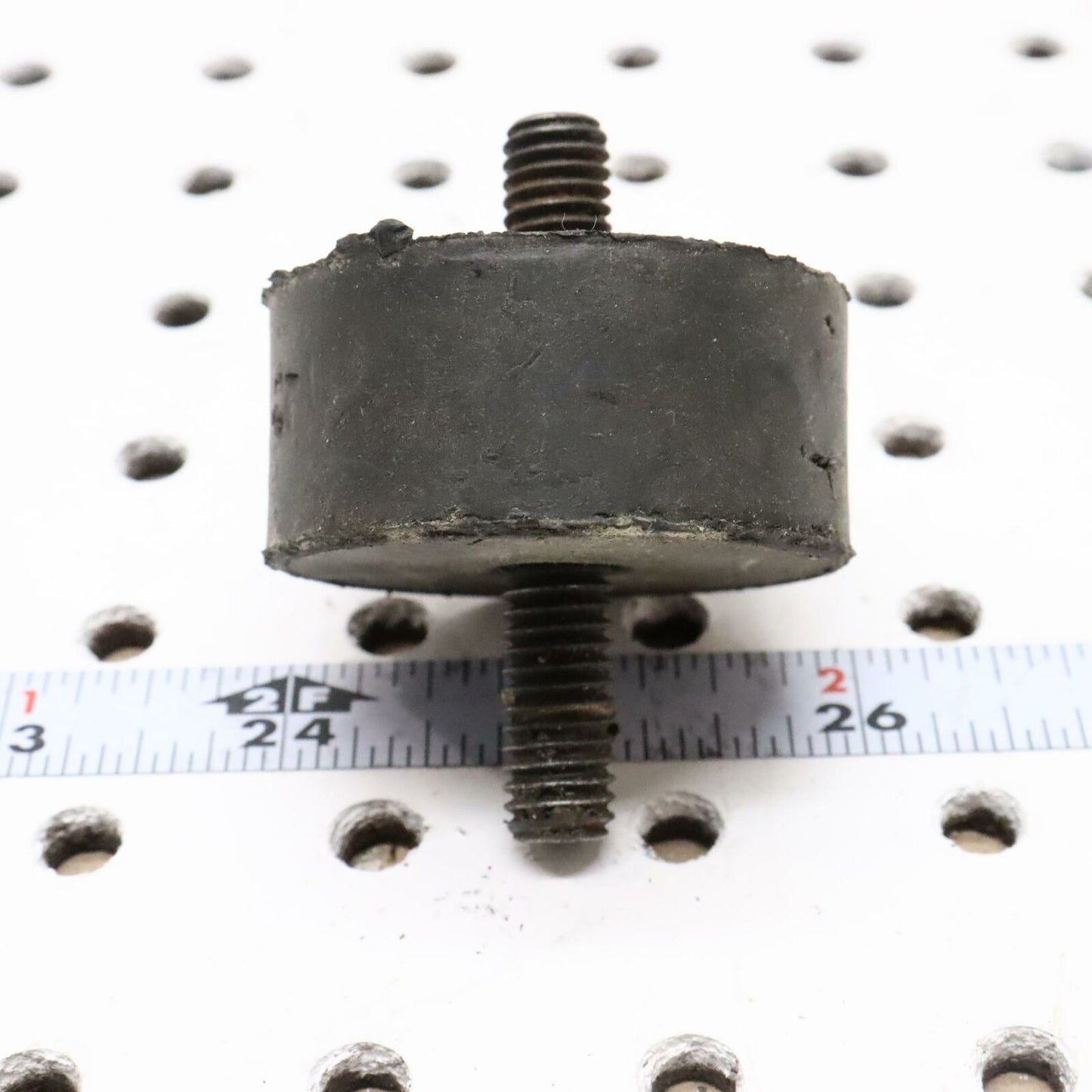 2001 POLARIS RMK 800 ENGINE MOTOR MOUNT RUBBER 3110062