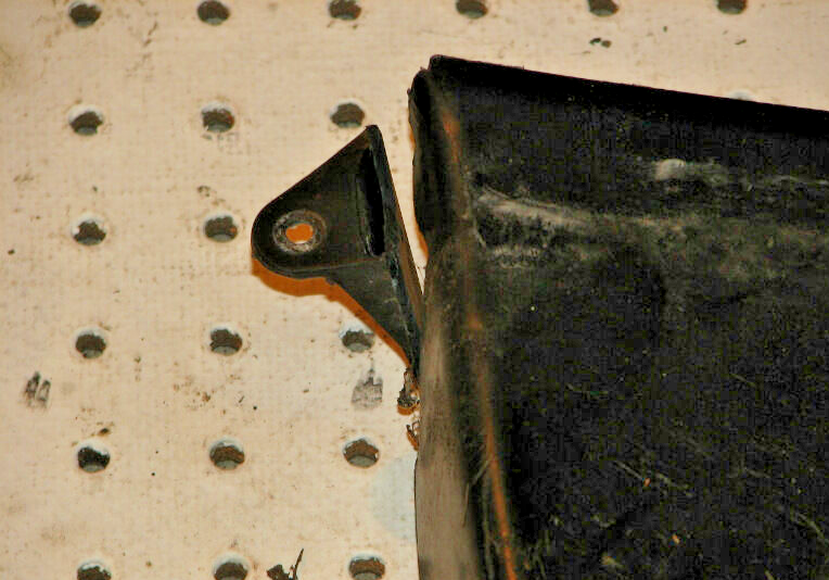 2002 POLARIS EDGE X 700 HOOD PLENUM 2632491