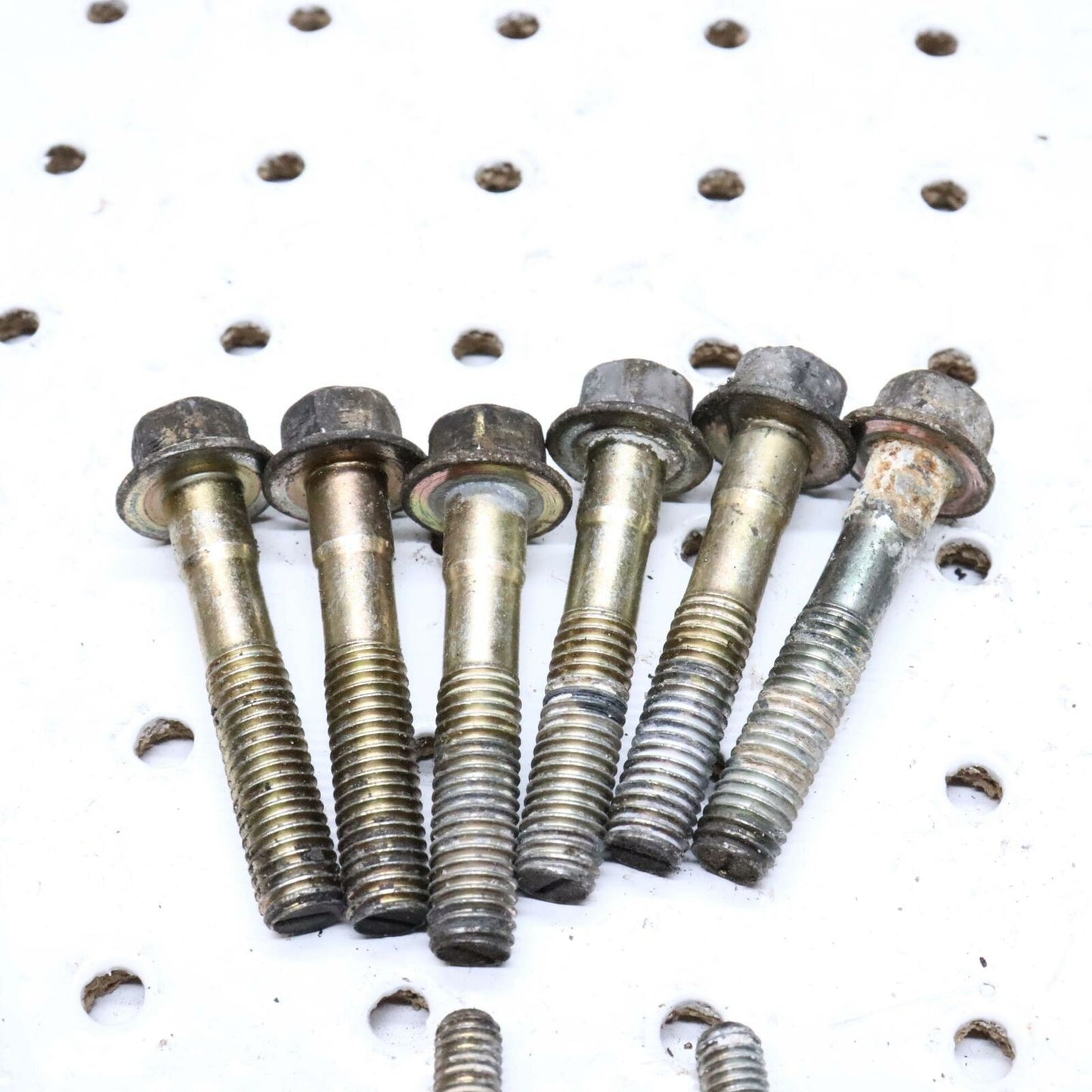 2006 SKI-DOO MXZ 800 MOTOR ENGINE CASES CASE BOLTS FASTENERS HARDWARE 420640836