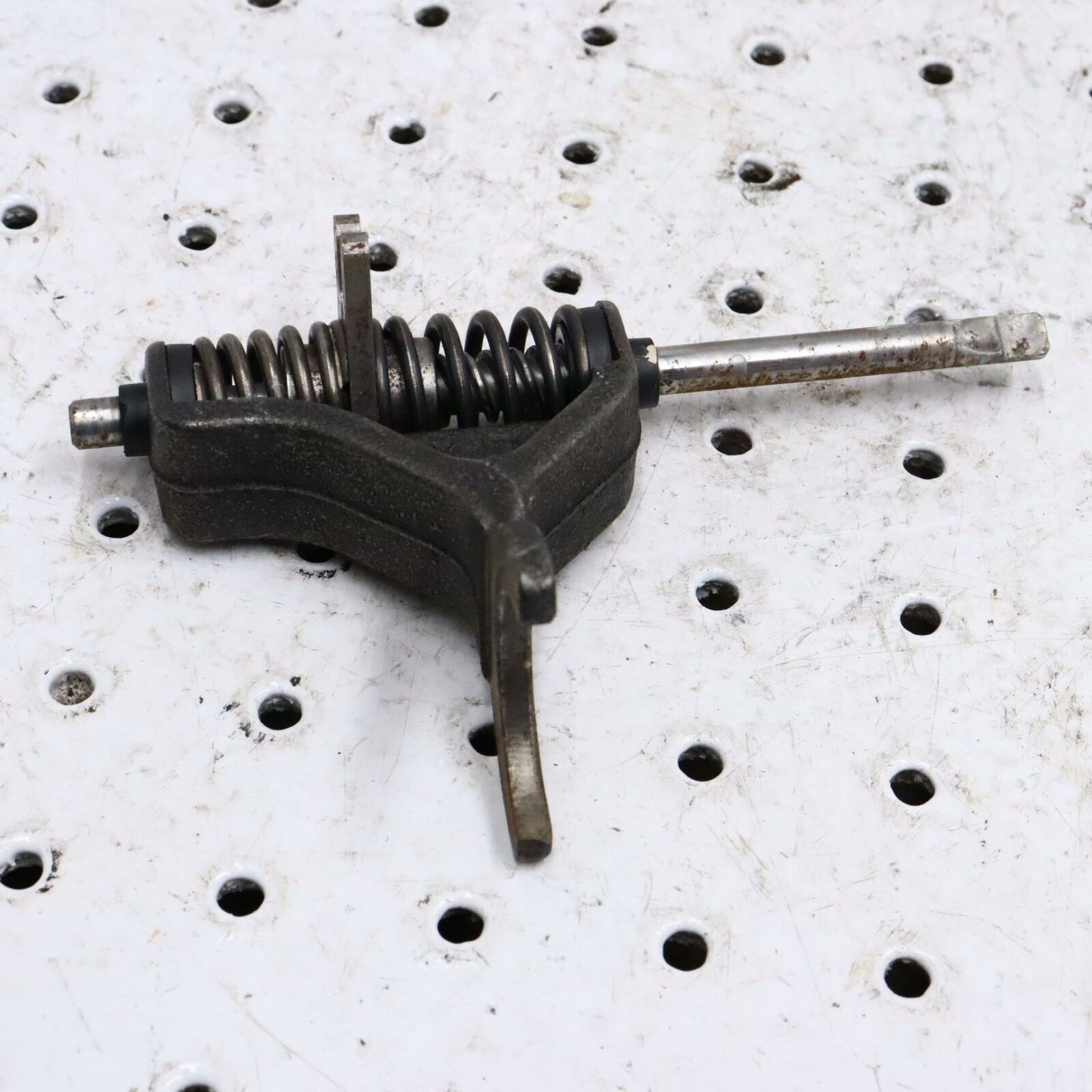 2006 POLARIS SWITCHBACK CHAIN CASE REVERSE SHIFT FORK 1332315
